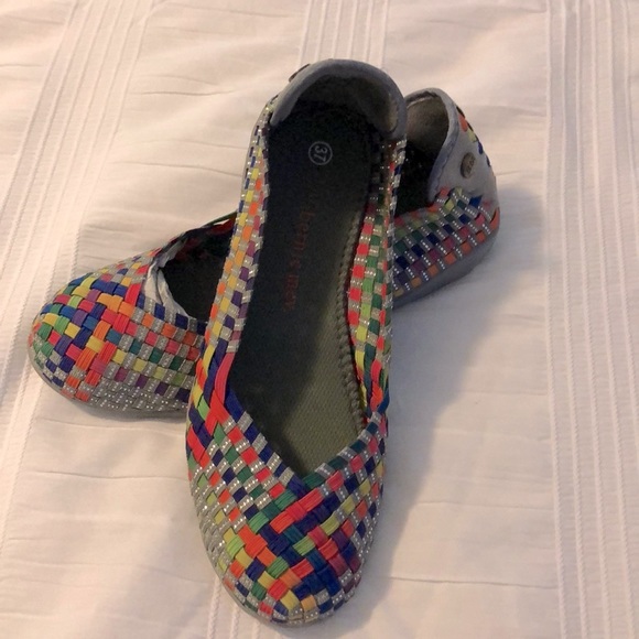 bernie mev. Shoes - Cute slip on shoes